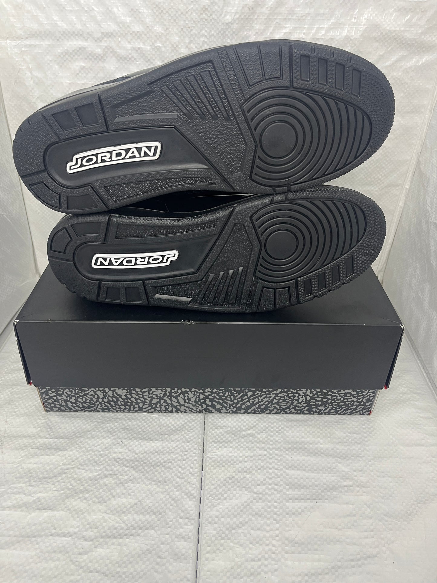 Jordan 3 Retro ‘Black Cat’