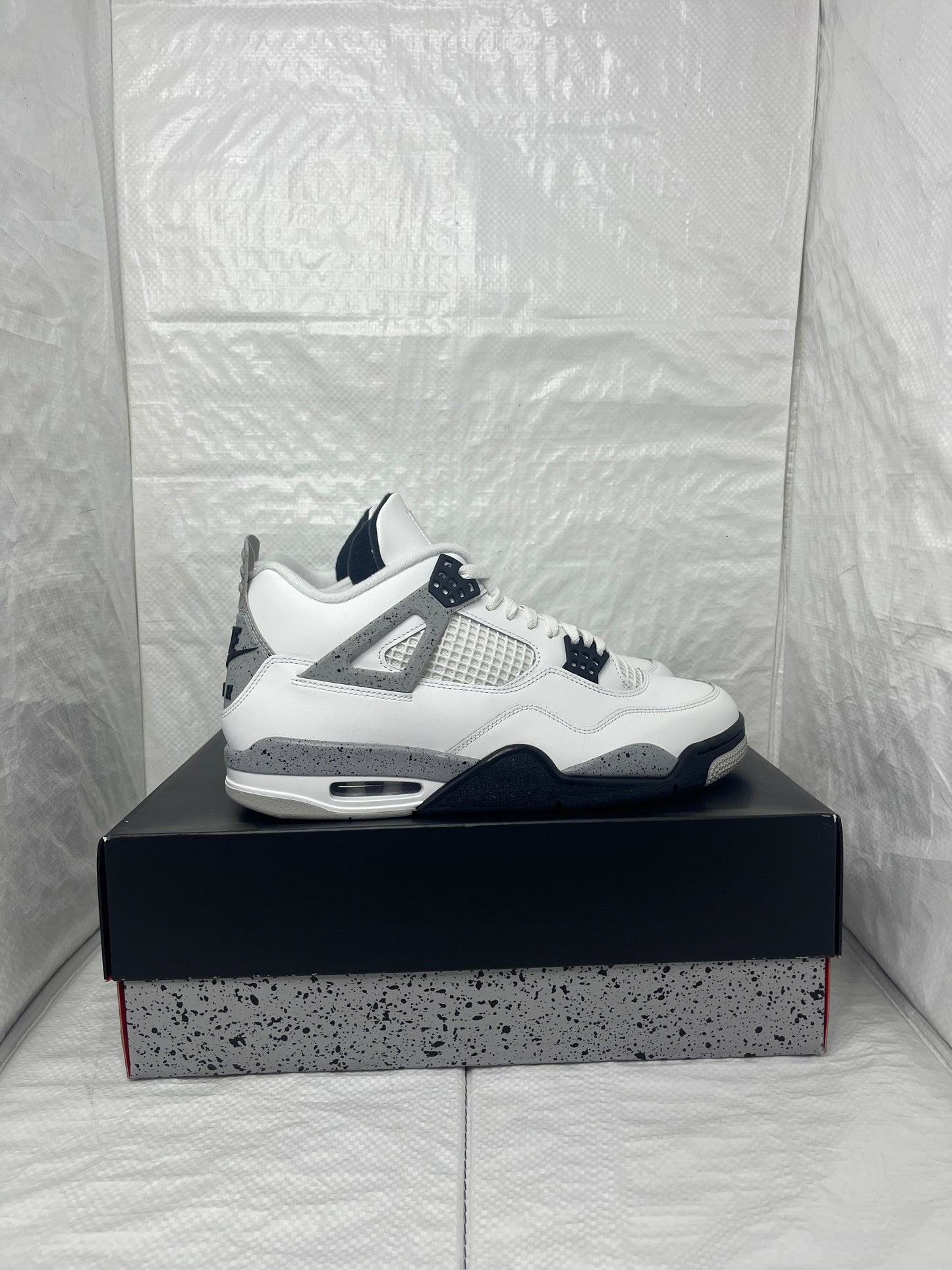 Jordan 4 ‘White Cement’ (2025)