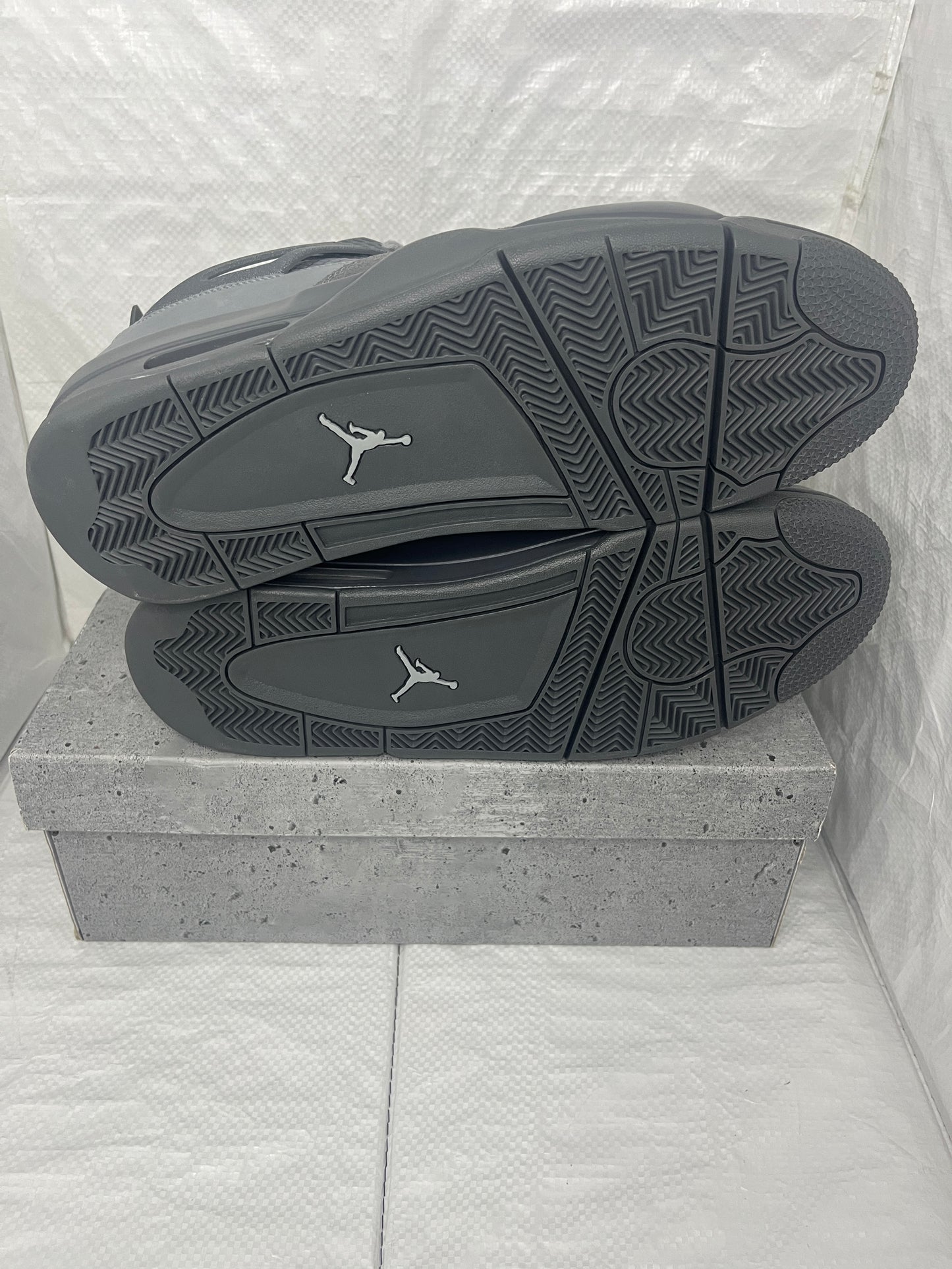 Jordan 4 Retro ‘Wet Cement’