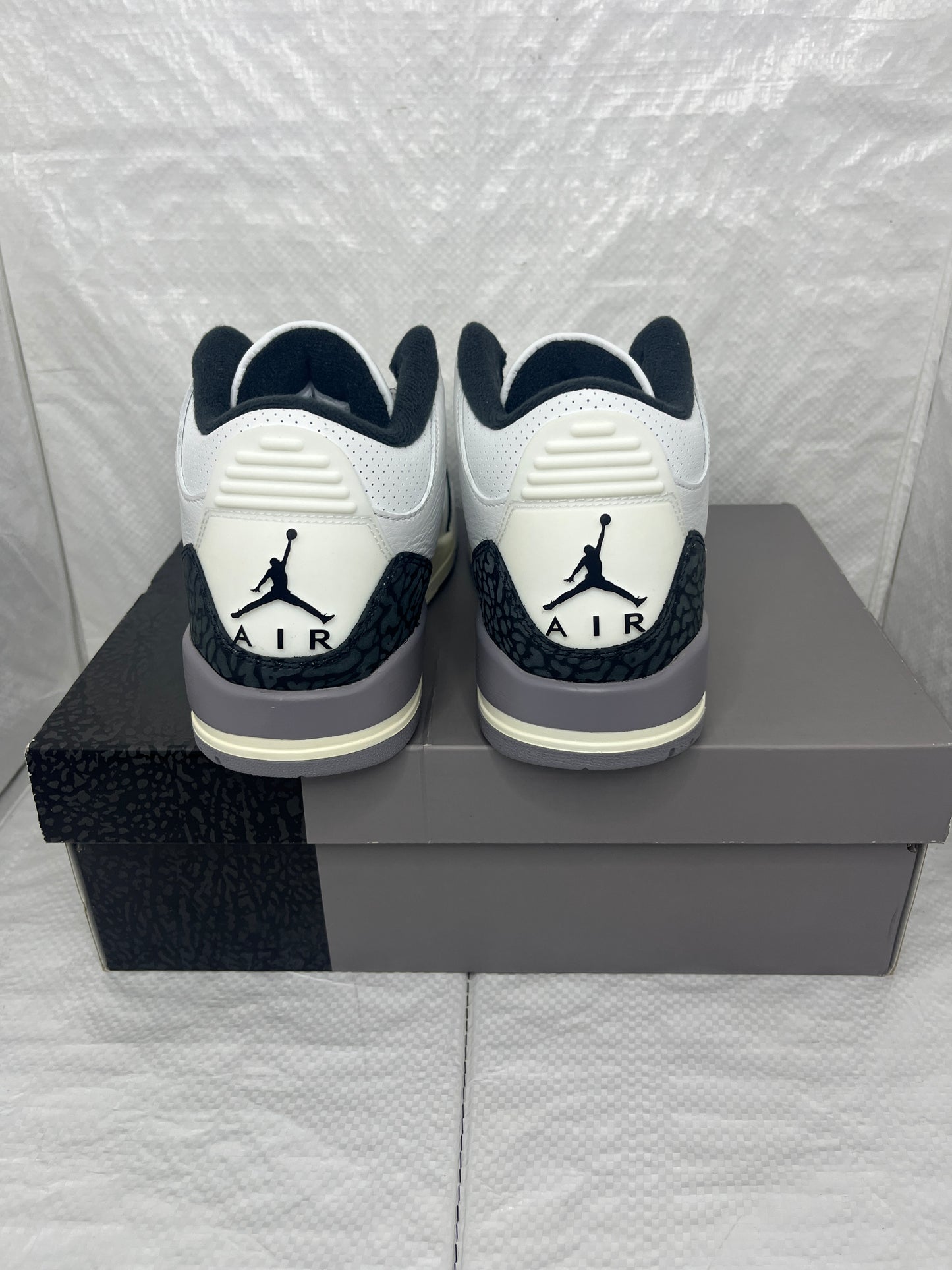 Jordan 3 Retro ‘Cement Grey’