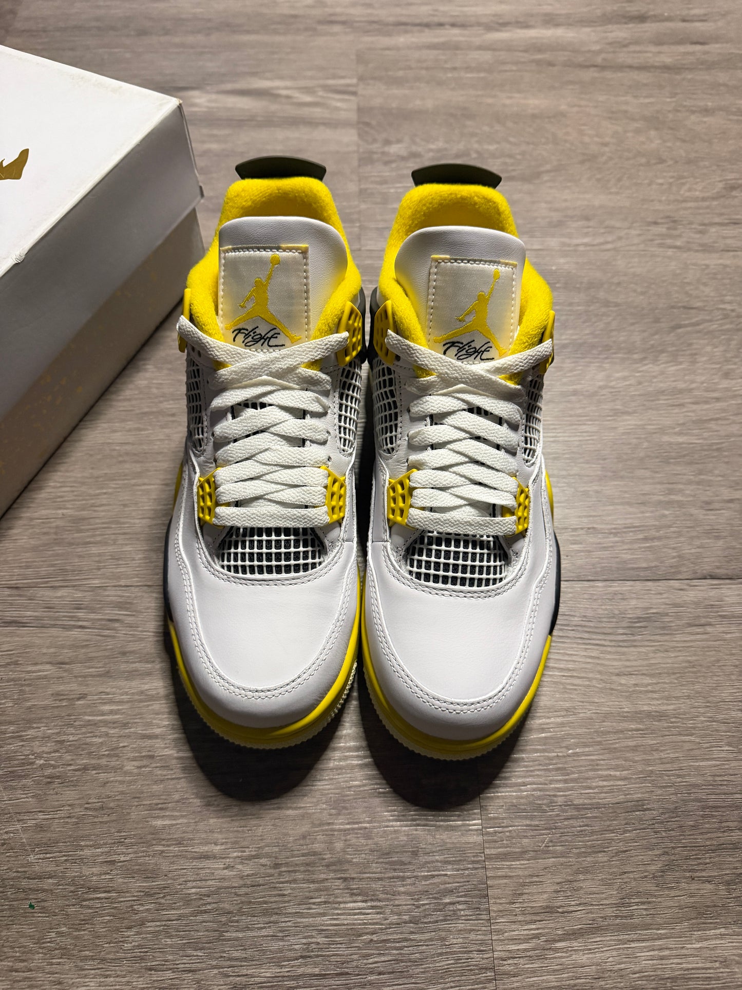 JORDAN 4 RETRO 'VIVID SULFUR'